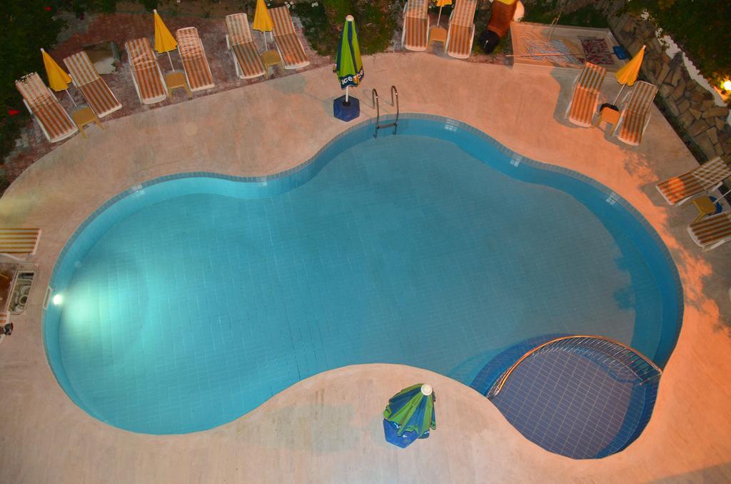 Almila Side Suite Hotel الغرفة الصورة