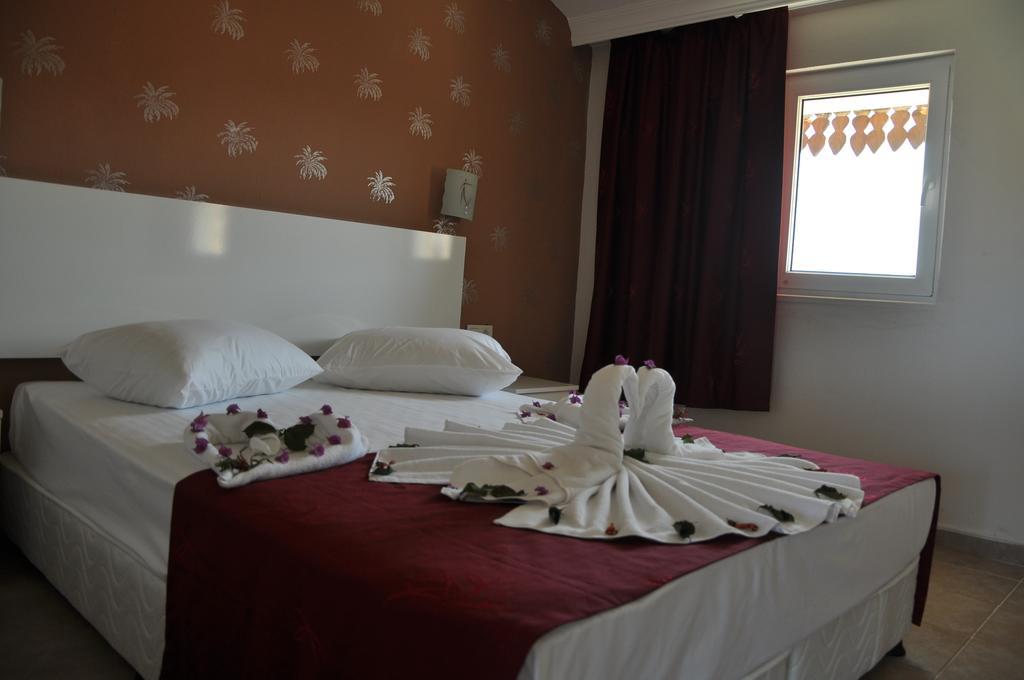 Almila Side Suite Hotel الغرفة الصورة